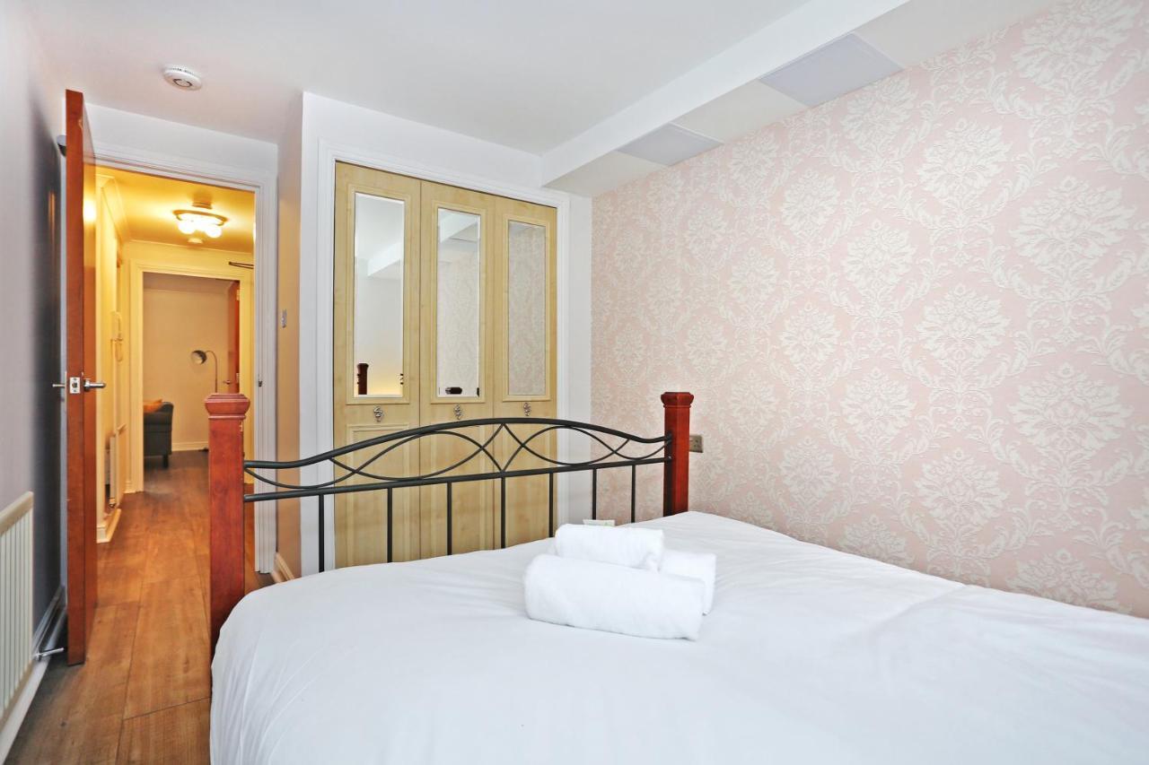 Altido 2Br Apartment With Free Parking, Near The Royal Mile Edimburgo Exterior foto