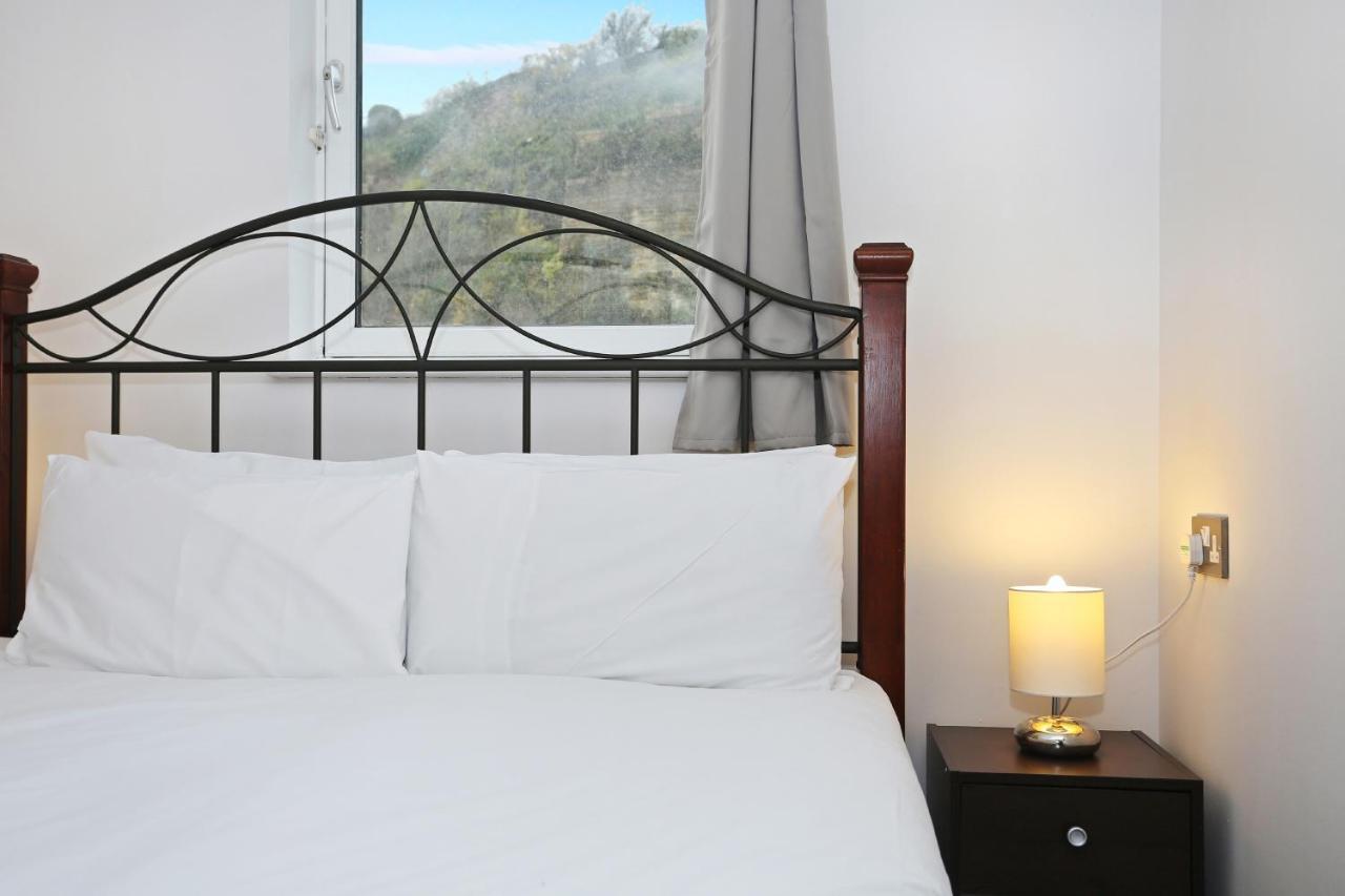 Altido 2Br Apartment With Free Parking, Near The Royal Mile Edimburgo Exterior foto