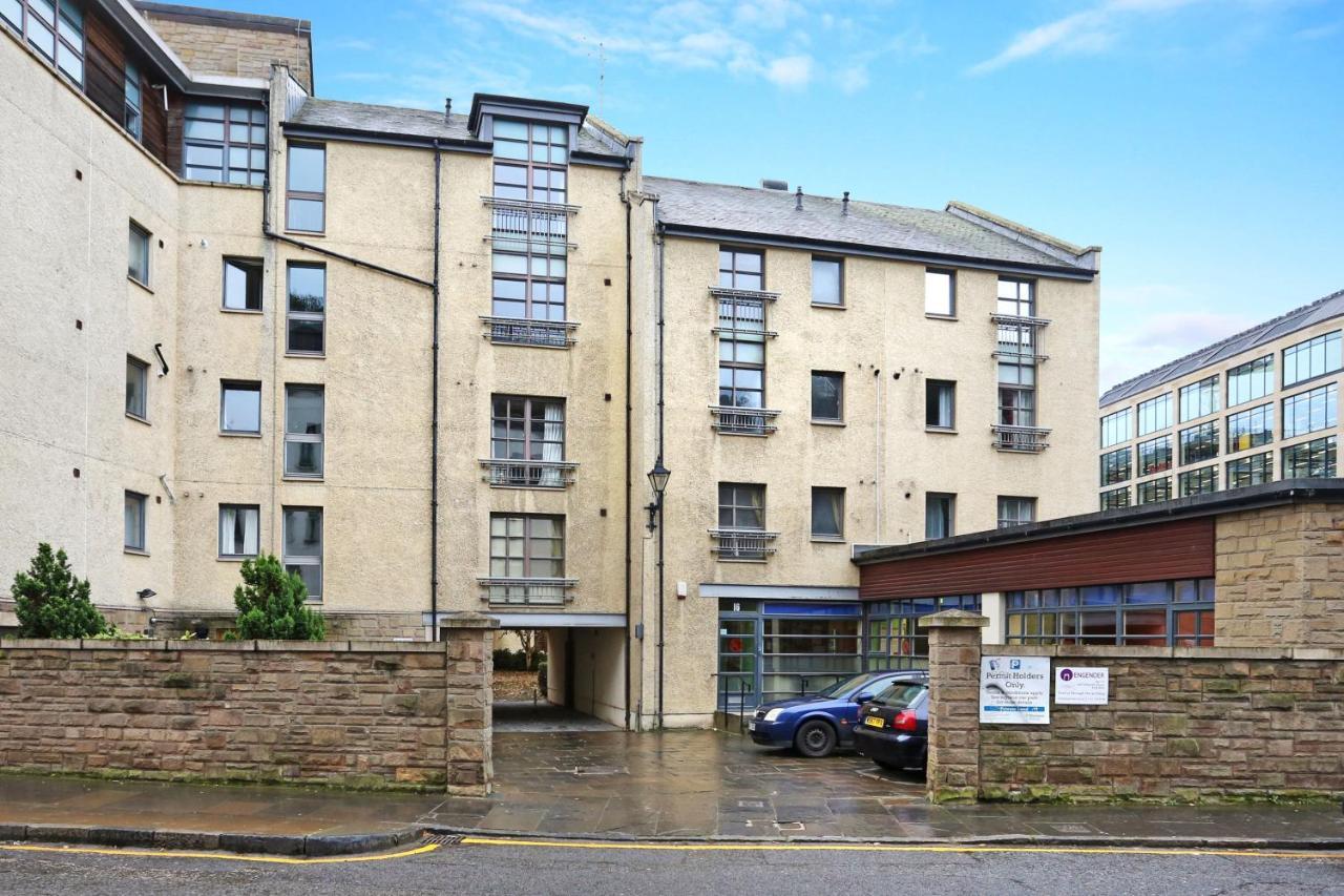 Altido 2Br Apartment With Free Parking, Near The Royal Mile Edimburgo Exterior foto