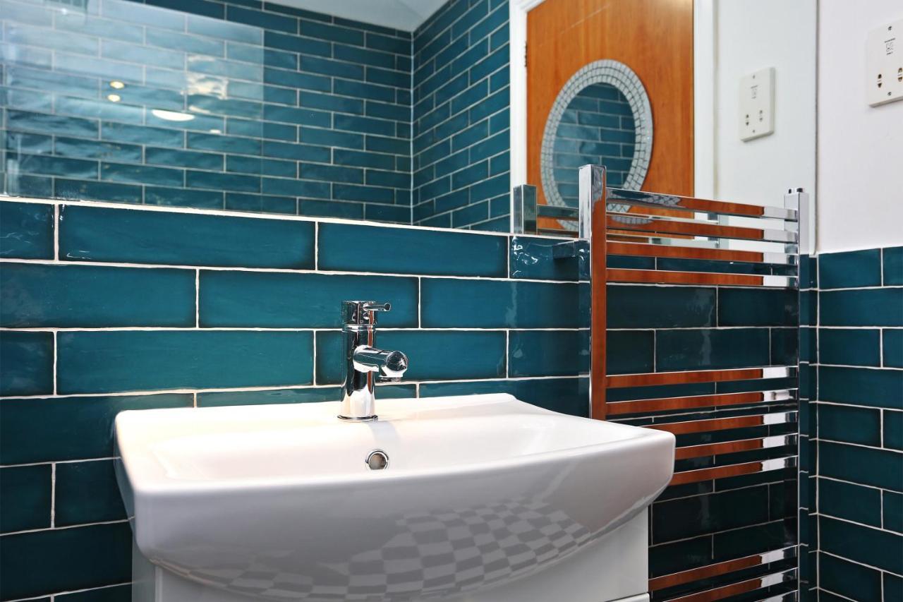 Altido 2Br Apartment With Free Parking, Near The Royal Mile Edimburgo Exterior foto